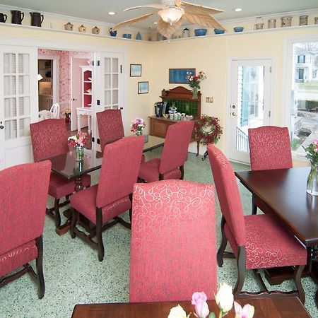 Greene Gables Inn White Hall Экстерьер фото