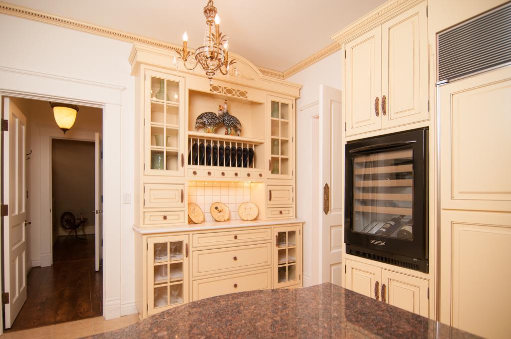Greene Gables Inn White Hall Экстерьер фото