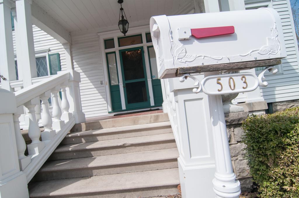 Greene Gables Inn White Hall Экстерьер фото